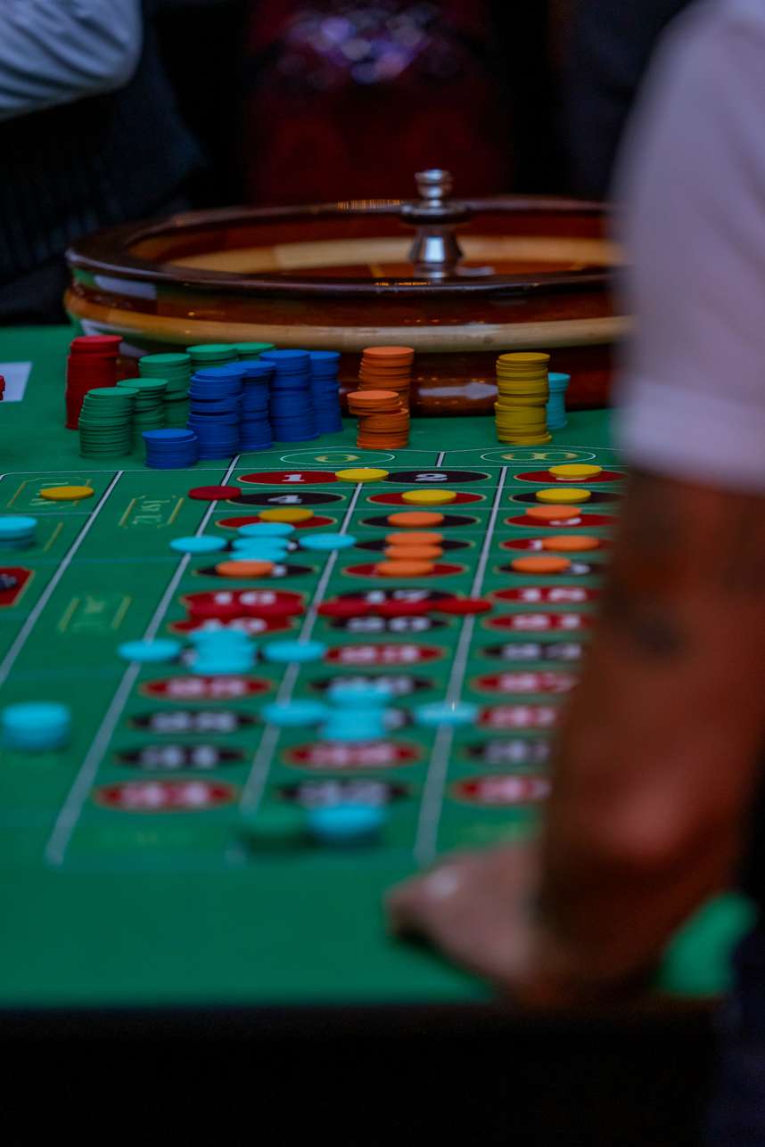 casino lets jackpot